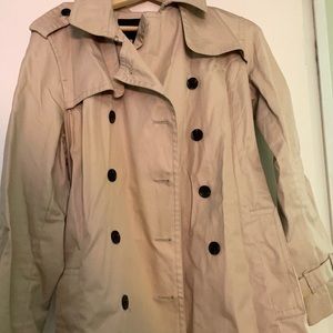 Use banana republic tench coat, size large